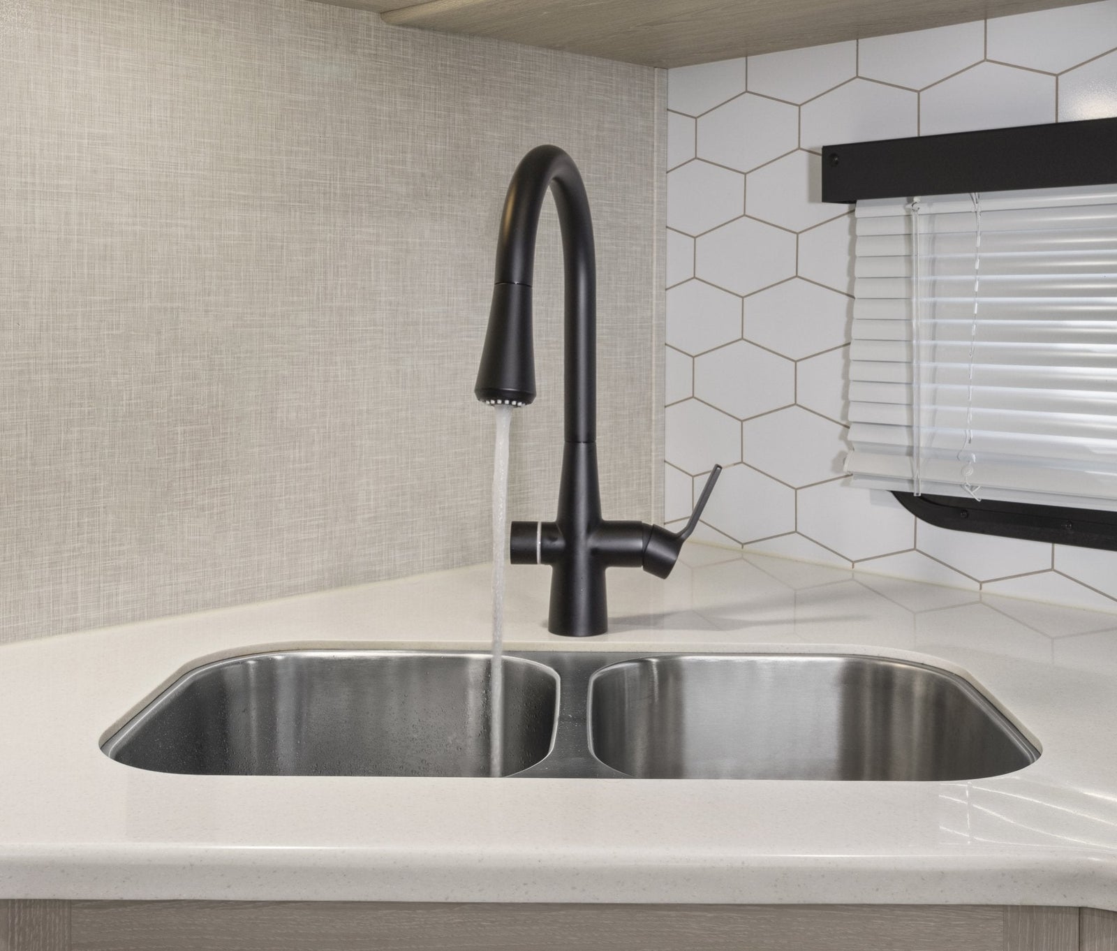 4N1 Instant Hot Water Faucet for Your RV is a Game Changer - Aqua Home Supply